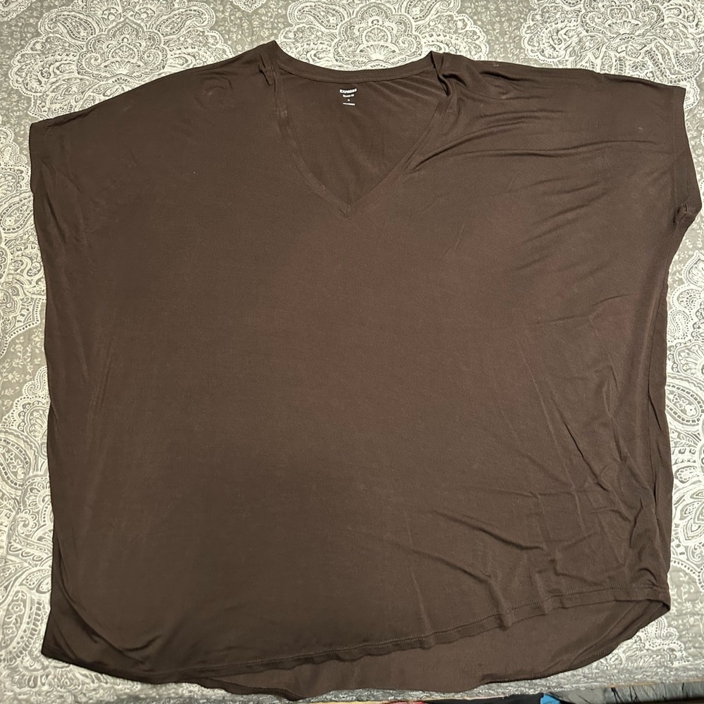 Express oversized T